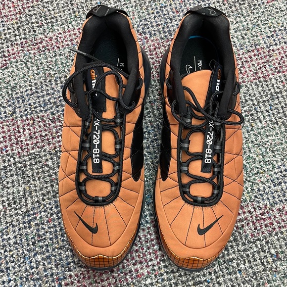 nike 720 818 brown
